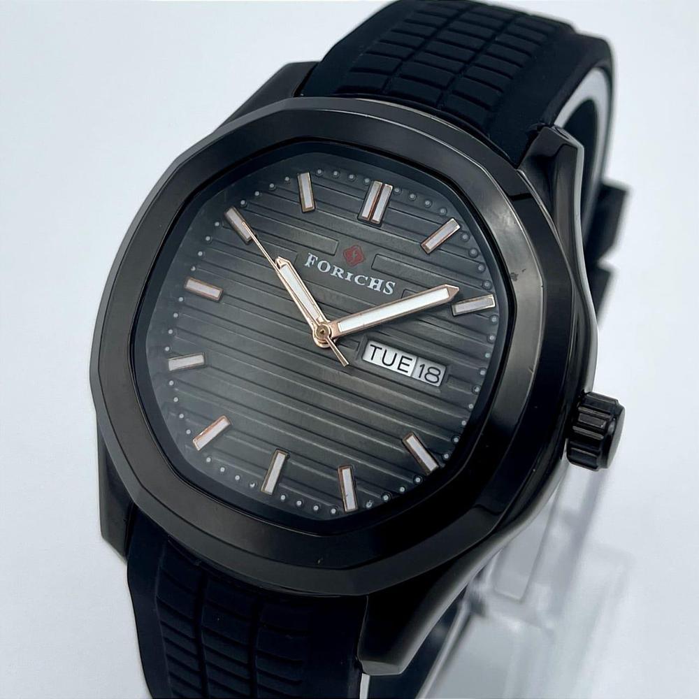Men's Black Stainless Steel Quartz Watch with Rubber Strap